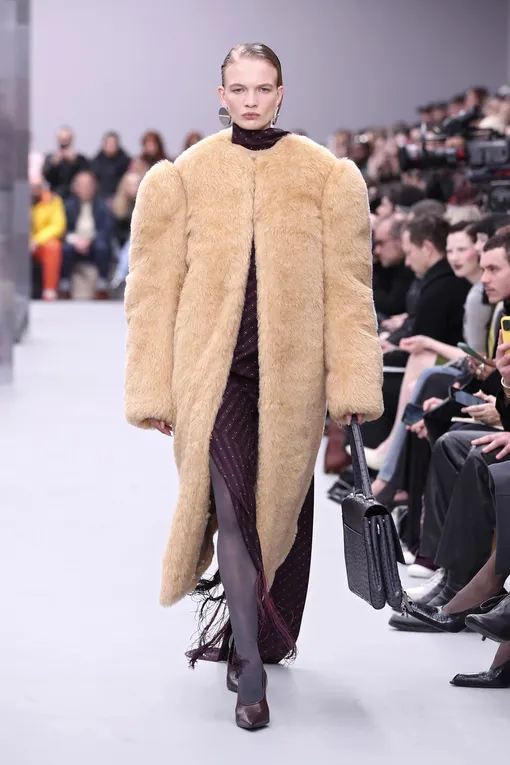 Acne Studios осень-зима 2025/26