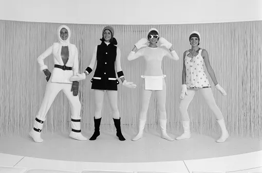Очки Courréges в съемке Vogue 1965 Очки Courréges в съемке Vogue 1965