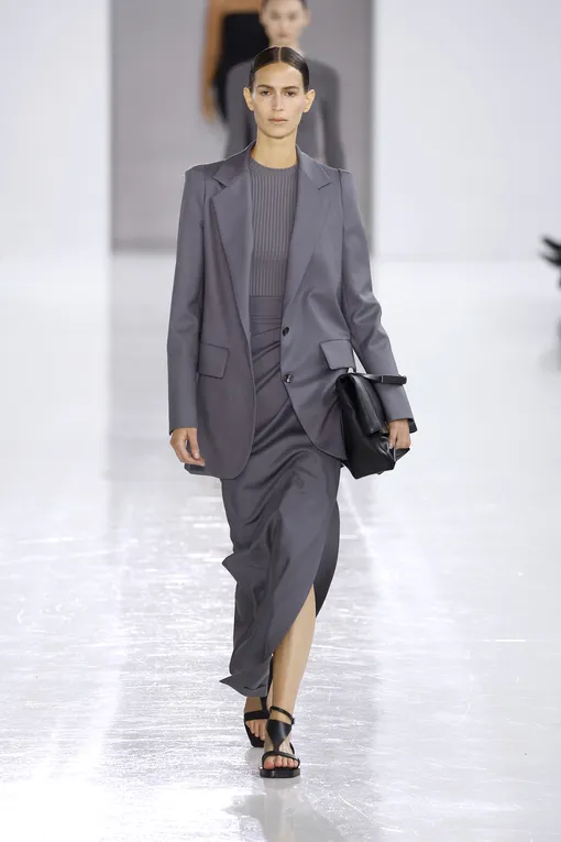 Max Mara весна-лето 2025 Max Mara весна-лето 2025