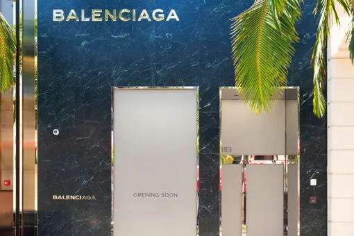 Balenciaga открыл первый магазин в Беверли-Хиллз