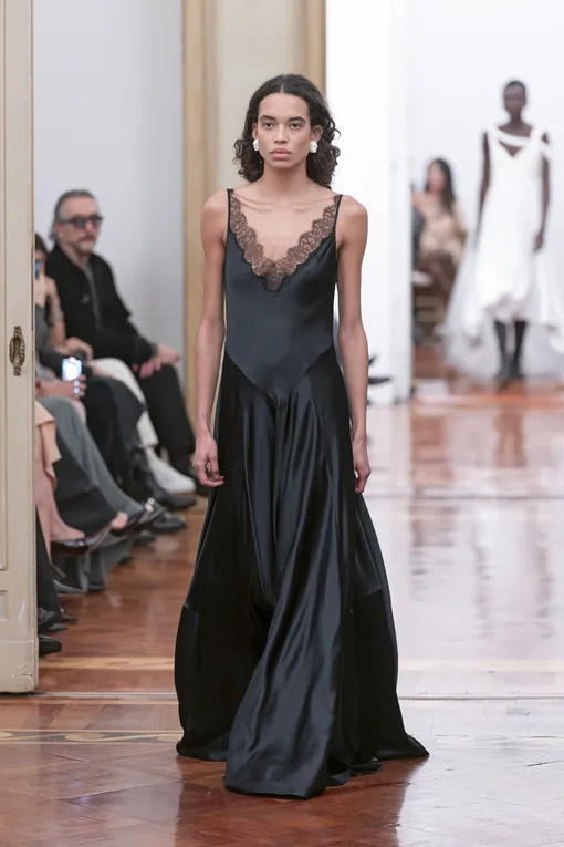 Alberta Ferretti осень-зима 2025/26 Alberta Ferretti осень-зима 2025/26