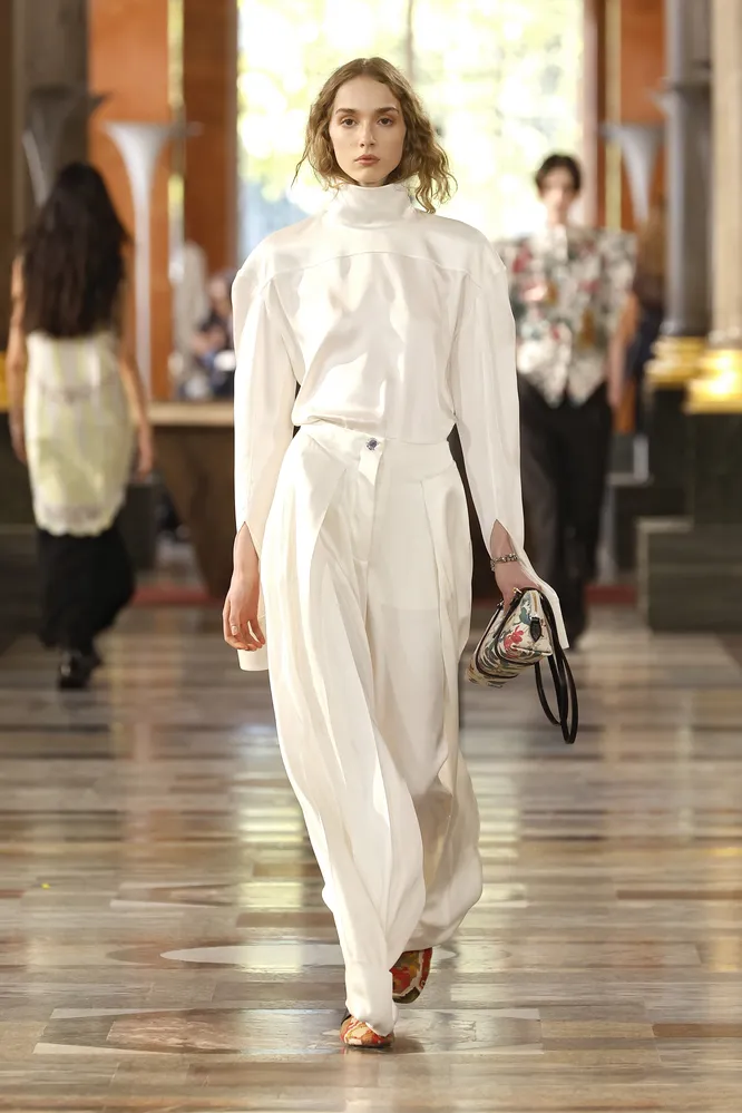 Louis Vuitton весна-лето 2026 Louis Vuitton весна-лето 2026