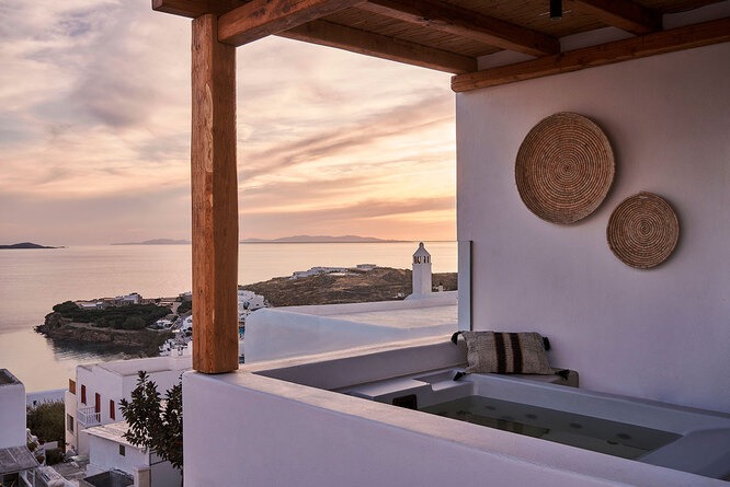 Amyth of Mykonos