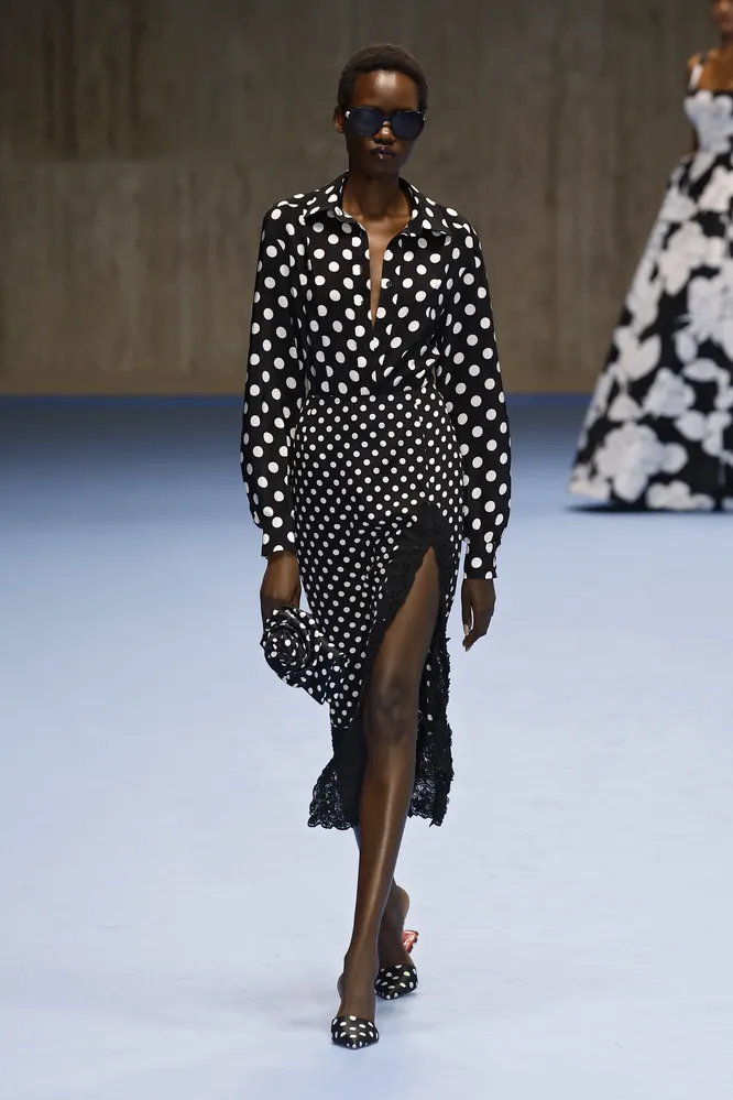 Carolina Herrera весна-лето 2025