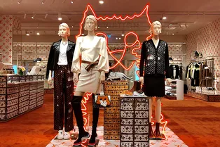 Поп-ап-магазин Louis Vuitton x Grace Coddington открылся в московском ЦУМе