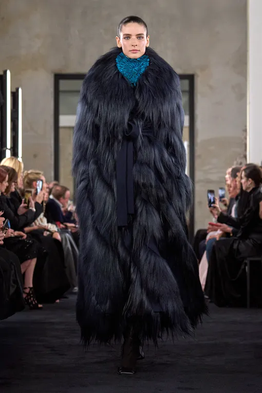 Alaia осень-зима 2025/26 Alaia осень-зима 2025/26