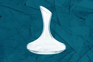 Краткая история декантера: от зарождения стеклоделия до предметов роскоши