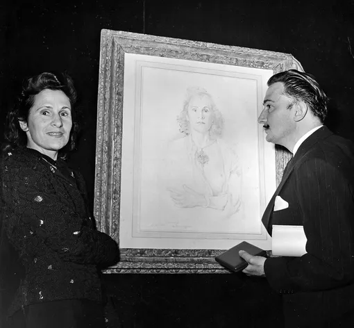Сальвадор Дали и Гала на выставке в Нью-Йорке, 1940