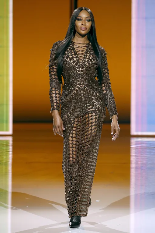 Наоми Кэмпбелл на показе весна-лето 2022 Наоми Кэмпбелл на показе весна-лето 2022