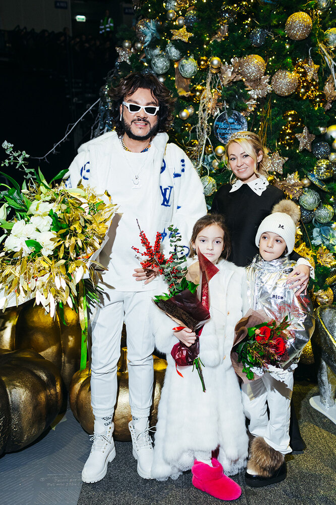 Яна Рудковская и Филипп Киркоров с дочерью Аллой-Викторией и сыном Мартином
