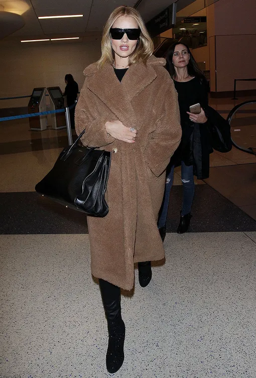 Роузи Хантингтон-Уайтли Роузи Хантингтон-Уайтли