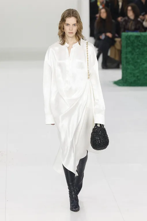 Loewe осень-зима 2023/24 Loewe осень-зима 2023/24