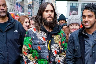 Джаред Лето в куртке, которая этой весной нужна и вам