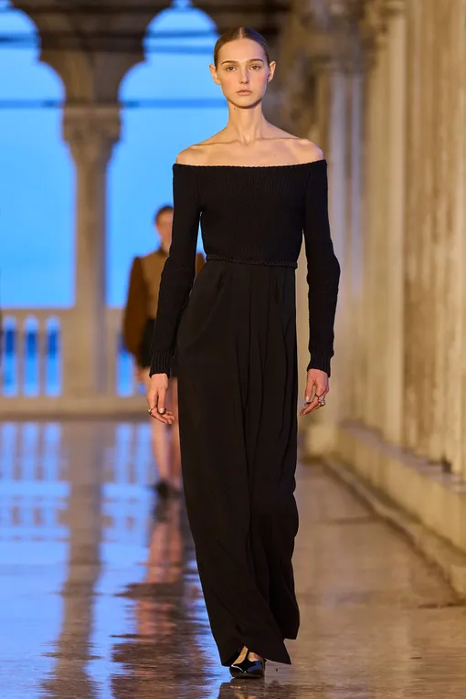 Max Mara Resort 2025