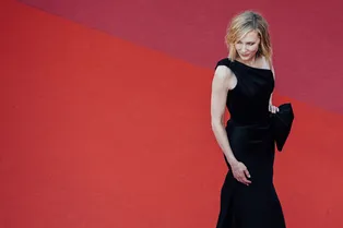 Королева красной дорожки: Кейт Бланшетт в роскошном платье Armani Privé