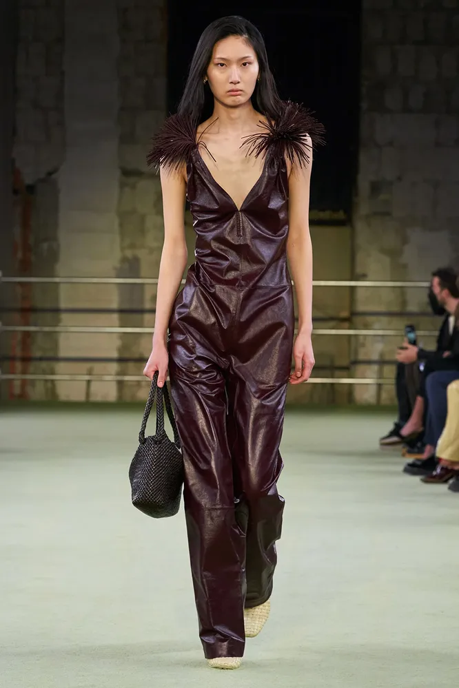BOTTEGA VENETA осень-зима 2022/23