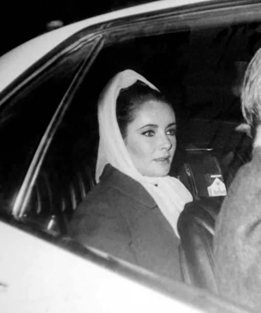 Элизабет Тейлор на виа Кондотти. Италия, Рим. 1968–1969 годы