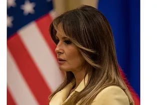 Мелания Трамп в пальто Gucci за 4 тысячи долларов на встрече с Владимиром Путиным