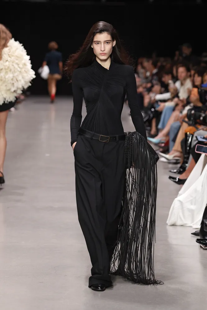 Stella McCartney весна-лето 2026 Stella McCartney весна-лето 2026