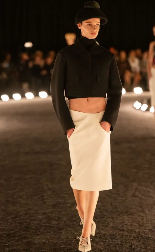 Schiaparelli весна-лето 2026 Schiaparelli весна-лето 2026