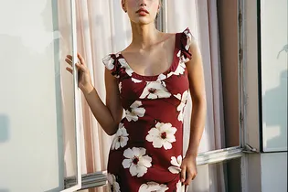 8 платьев в цветочек, которые вернут весеннее настроение