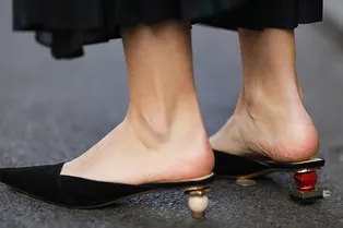 8 пар обуви для офиса, в которых вам точно не будет жарко