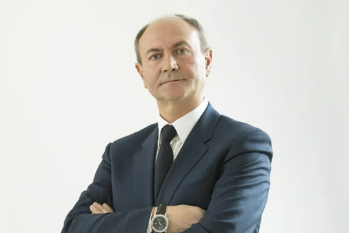 CEO Versace перешел в Roberto Cavalli