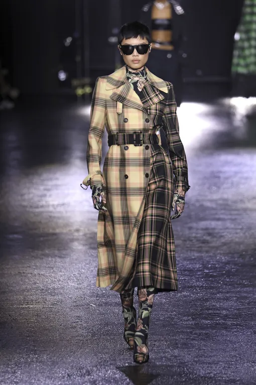 Roberto Cavalli осень-зима 2022/23 Roberto Cavalli осень-зима 2022/23