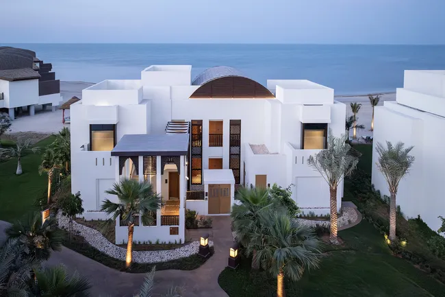 Не Дубаем единым: 5 причин провести отпуск в эмирате Рас-эль-Хайма