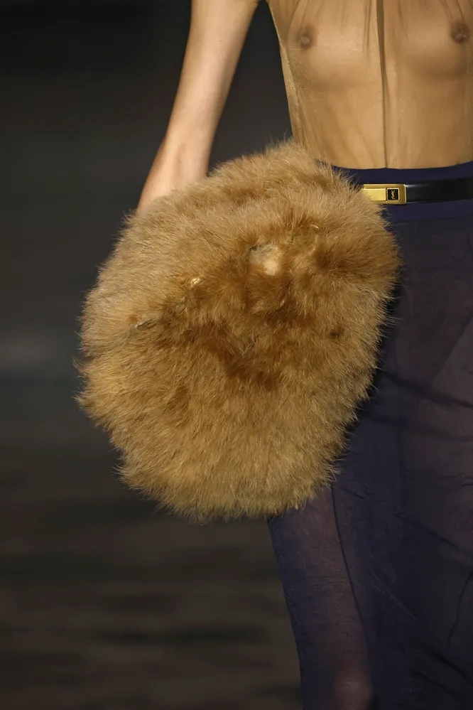 Saint Laurent осень-зима 2024/25 Saint Laurent осень-зима 2024/25