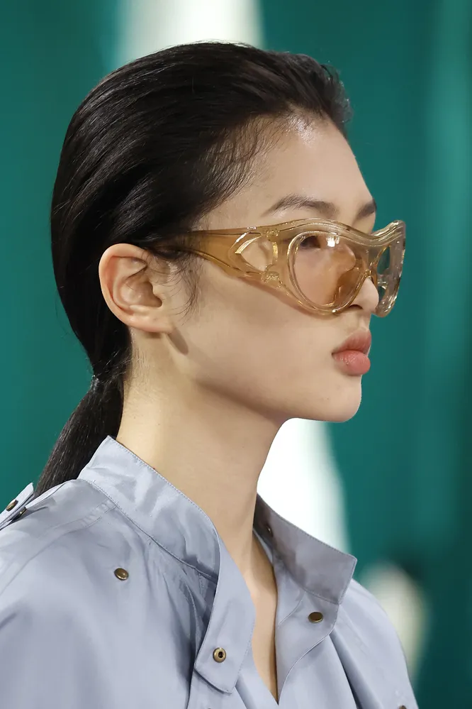 Burberry весна-лето 2025 Burberry весна-лето 2025