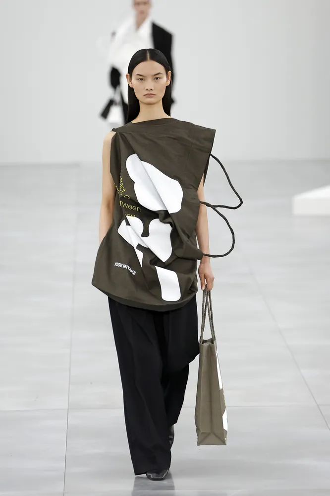 Issey Miyake осень-зима 2025/26