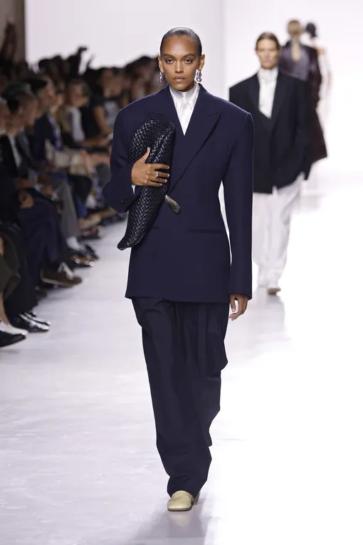 Bottega Veneta весна-лето 2026