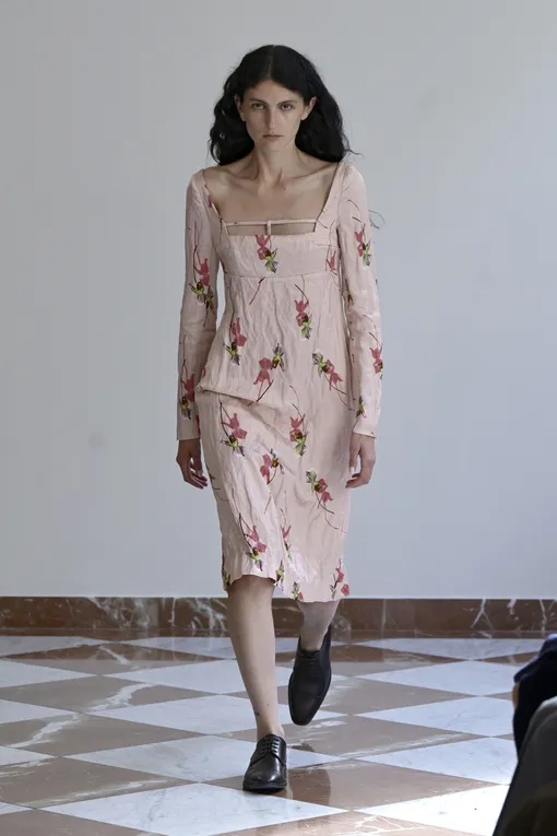 Emilia Wickstead весна-лето 2026 Emilia Wickstead весна-лето 2026