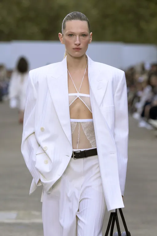 Stella McCartney весна-лето 2025