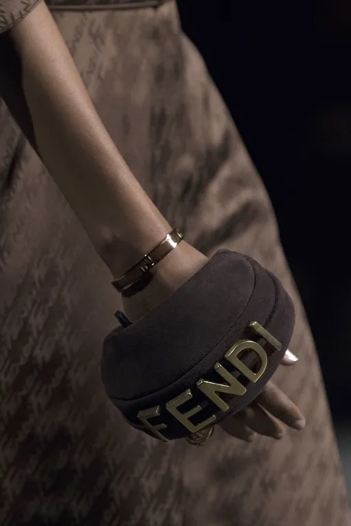 Fendi весна-лето 2022 Fendi весна-лето 2022