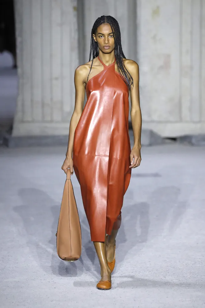 Tod's весна-лето 2023 Tod's весна-лето 2023