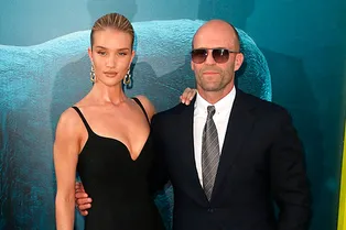 Образцовая пара: Роузи Хантингтон-Уайтли и Джейсон Стэйтем на премьере в Лос-Анджелесе