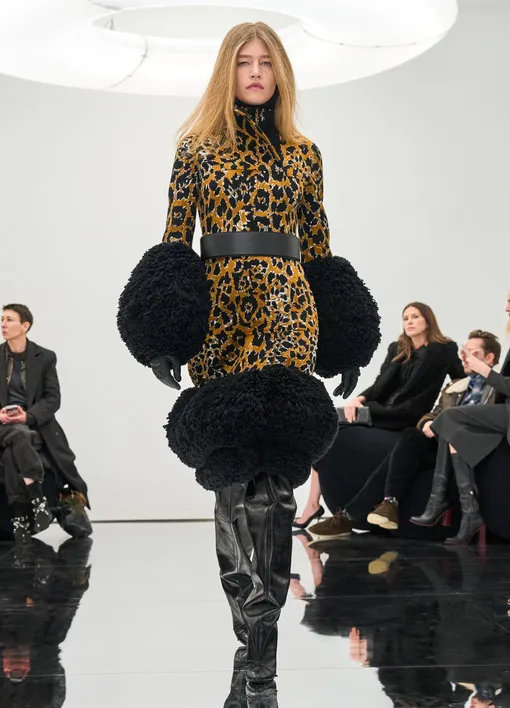 Alaïa осень-зима 2024/24 Alaïa осень-зима 2024/24