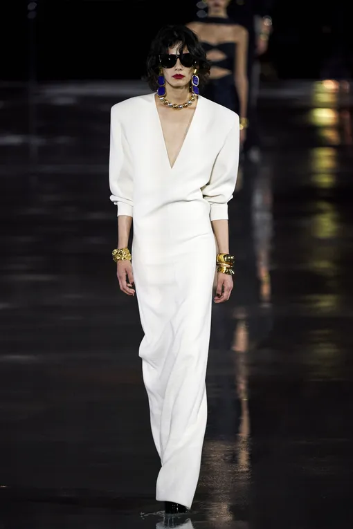 Saint Laurent весна-лето 2022