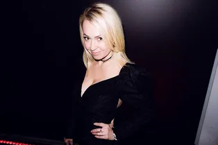 Яна Рудковская и Виктория Шелягова на благотворительной вечеринке Charity Battle