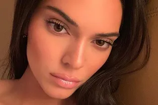 5 советов, которые помогут сделать ресницы длиннее и гуще в домашних условиях