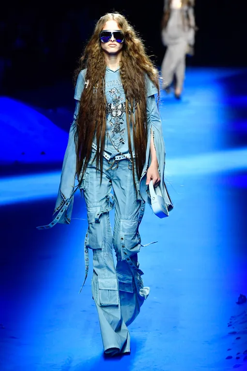 Blumarine весна-лето 2023 Blumarine весна-лето 2023