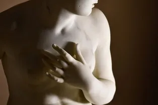 «Заболеваемость с каждым днем растет»: онколог-маммолог о том, как обнаружить рак груди на ранних стадиях