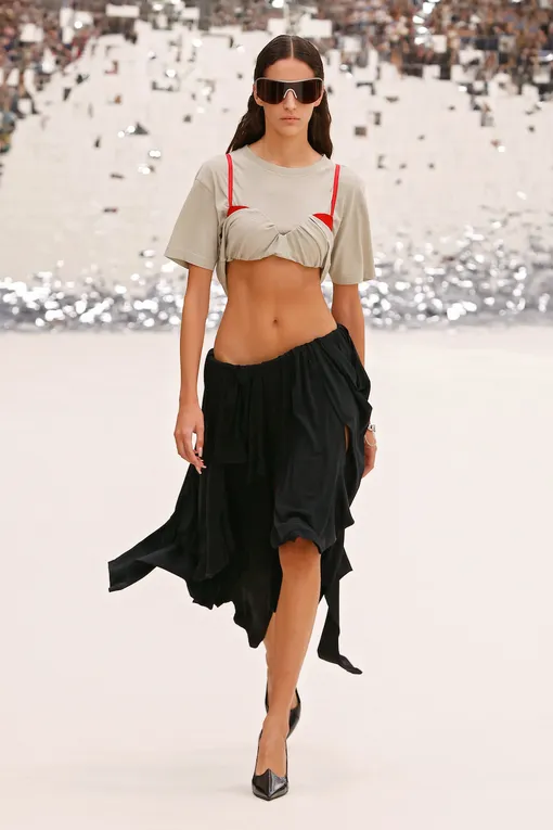 Acne Studios весна-лето 2024 Acne Studios весна-лето 2024