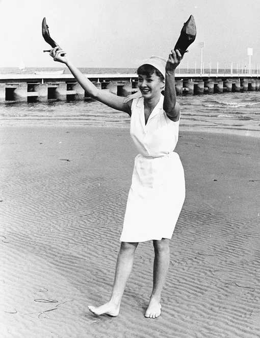 Анастасия Вертинская, 1964 год Анастасия Вертинская, 1947 год