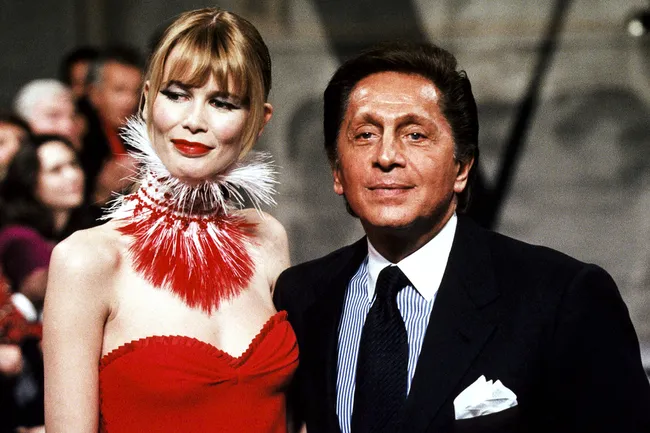 История Valentino в 10 знаменитых платьях: от Аниты Экберг до Джеки Онассис