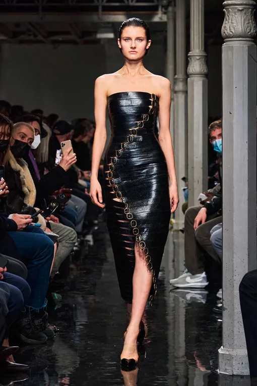 Alaïa осень-зима 2022/23 Alaïa осень-зима 2022/23