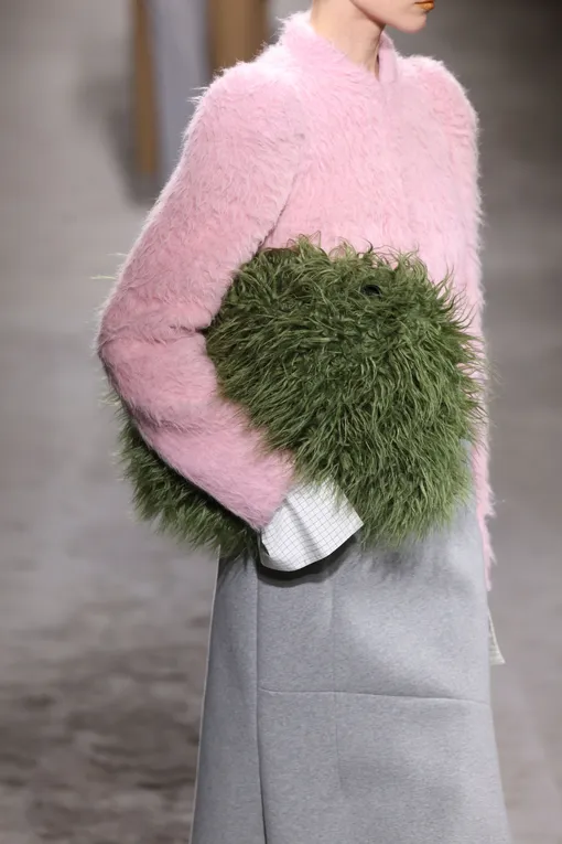 Dries Van Noten осень-зима 2024/25 Dries Van Noten осень-зима 2024/25