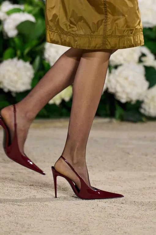 Saint Laurent весна-лето 2026